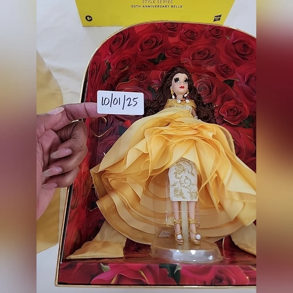 NWT Belle 30th Anniversary Hasbro Beauty And The Beast Disney Doll NFRB NIB